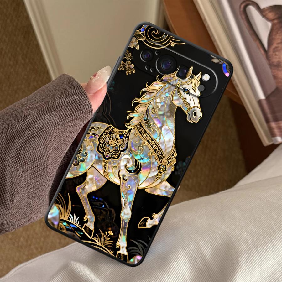 Lucky Horse Funda Phone Cover  - đánh giá và giá Google Pixel 8A