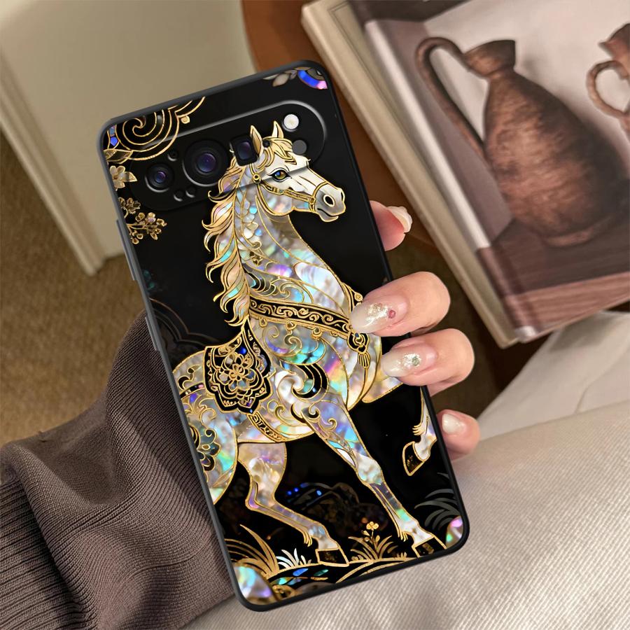 Lucky Horse Funda Phone Cover  - đánh giá và giá Google Pixel 8A